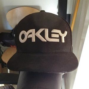 oakley baseball cap